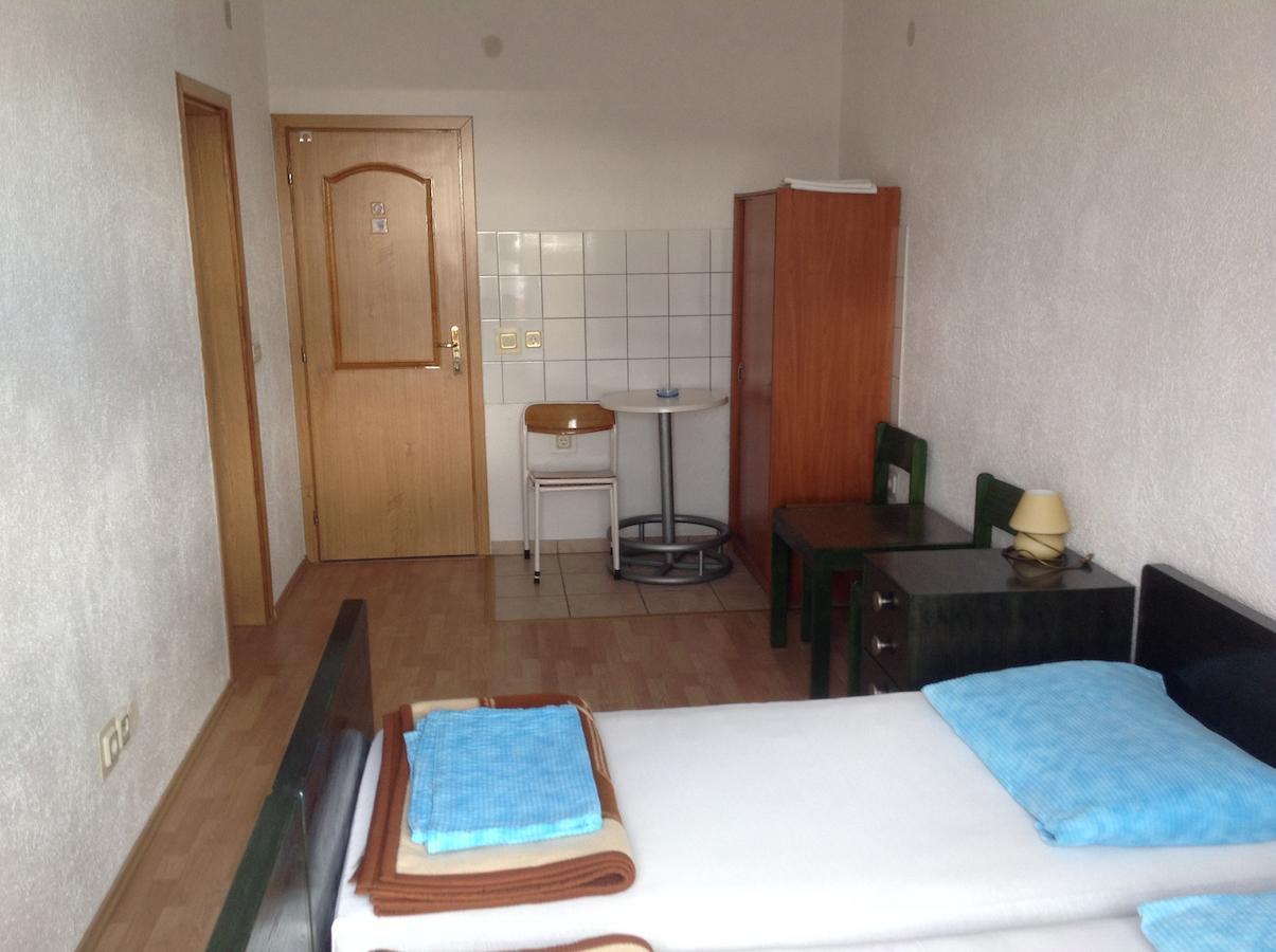 Katarina Apartments And Rooms Sibinj Krmpotski Bilik gambar